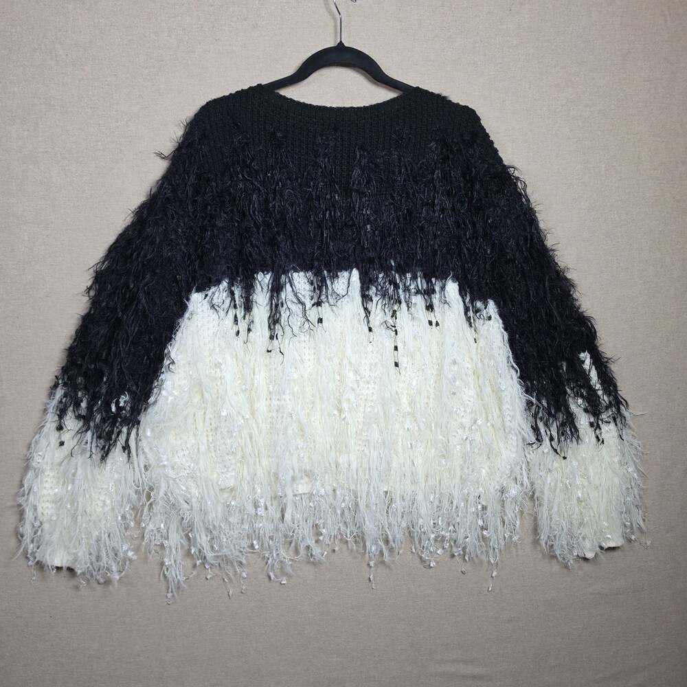 color block black and white Frilly boat neck long fringe Sweater Size Large soft - Picture 8 of 11